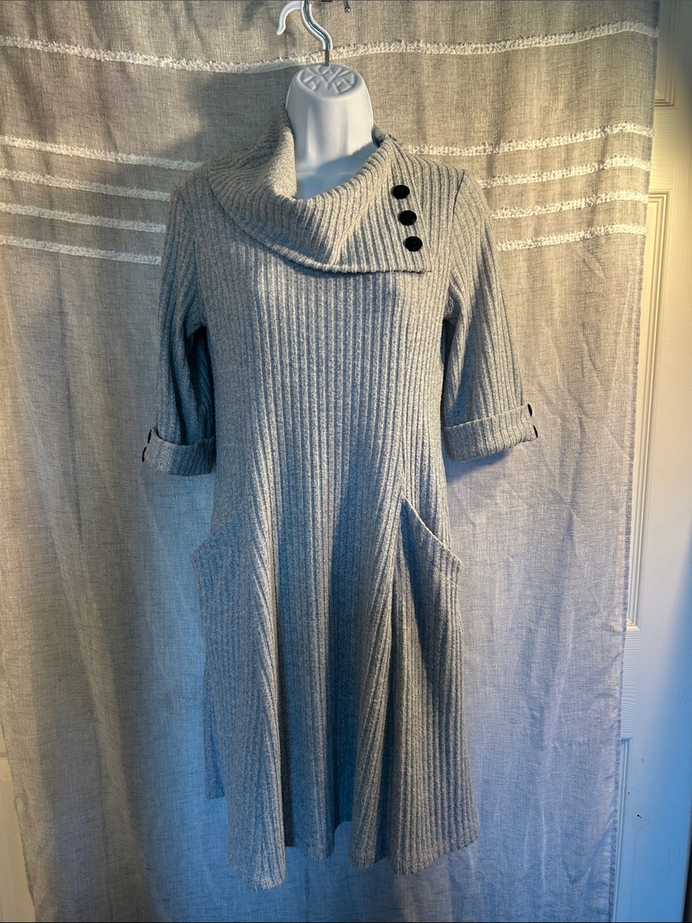 Signature by Robbie Bee Light Heather Gray Ribbed Knit Cowl Neck Top